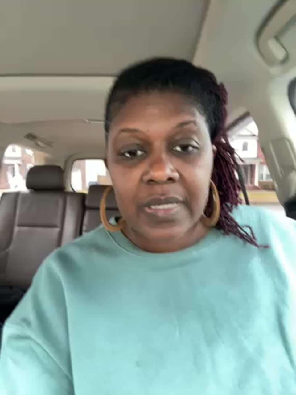 Still image out of testimonial from Erica Proctor