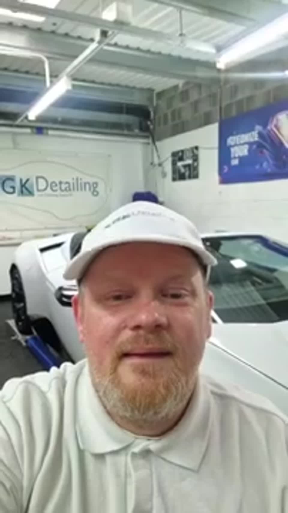 Still image out of testimonial from Richard 