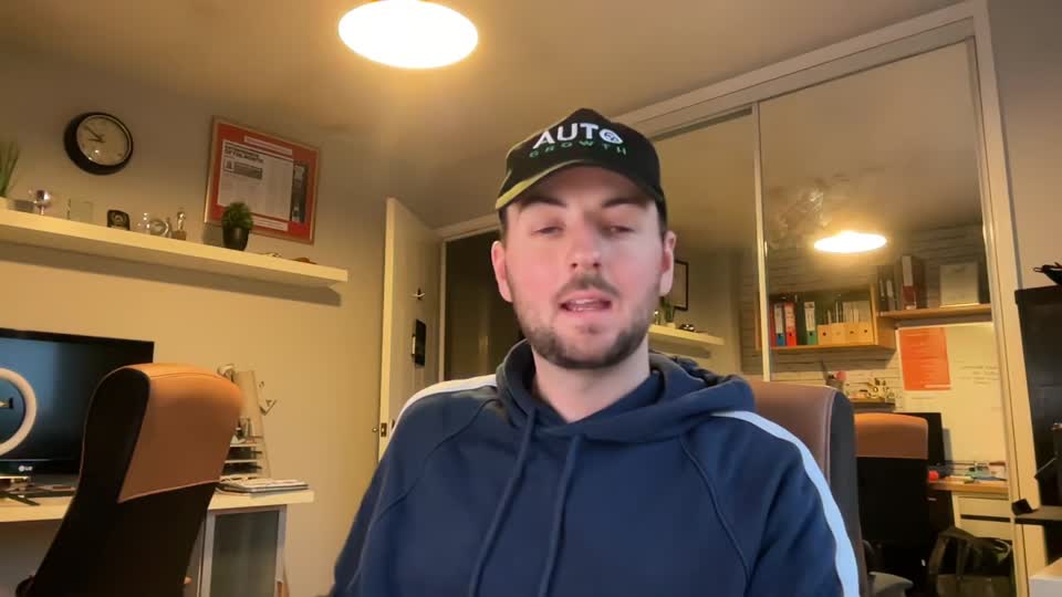 Still image out of testimonial from Luke