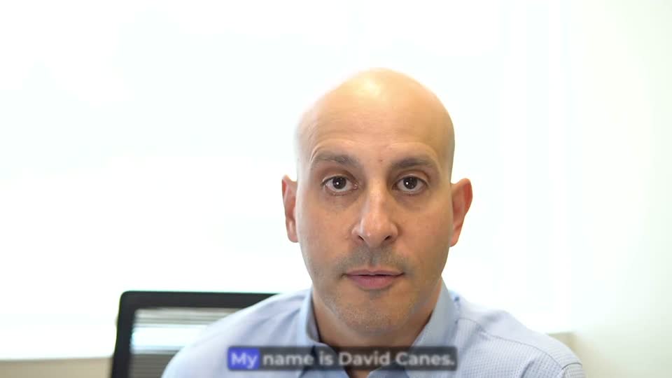 Still image out of testimonial from David Canes