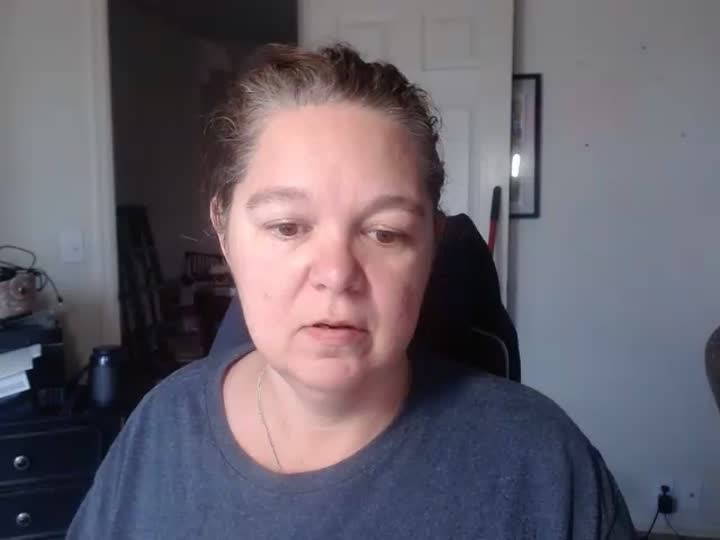 Still image out of testimonial from Jodi Bourne