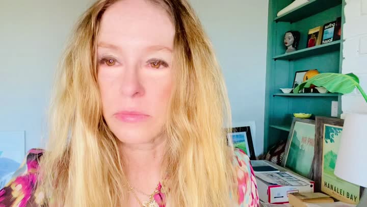 Still image out of testimonial from Kristin Boline Wallace