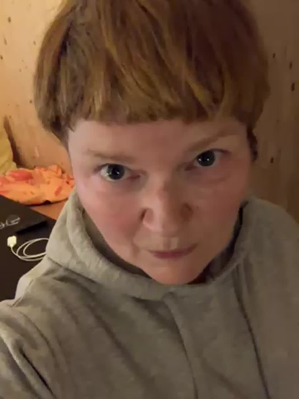 Still image out of testimonial from Michaela