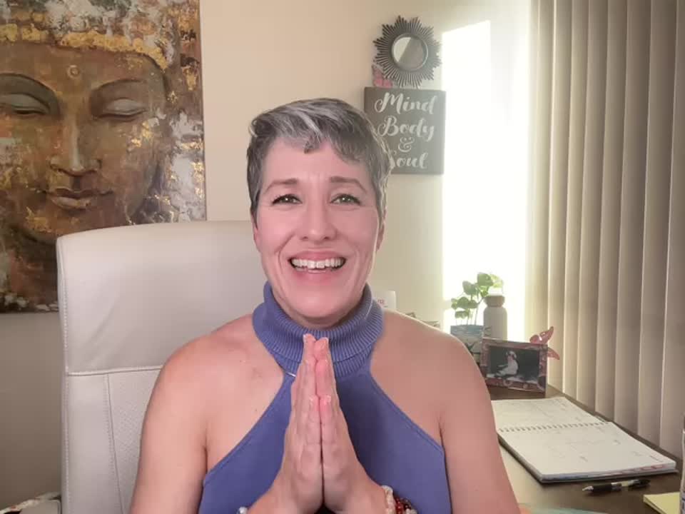 Still image out of testimonial from Mo Cooper