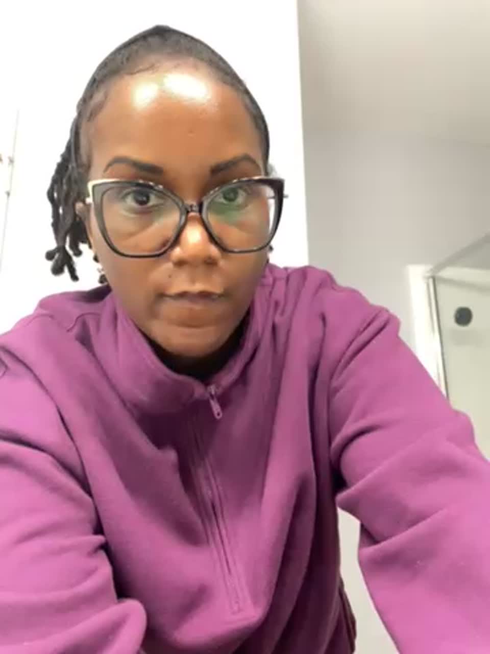 Still image out of testimonial from Michelle Tillman